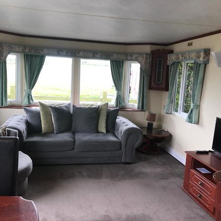 The Fox Inn, Roxby, Static Caravan المظهر الخارجي الصورة