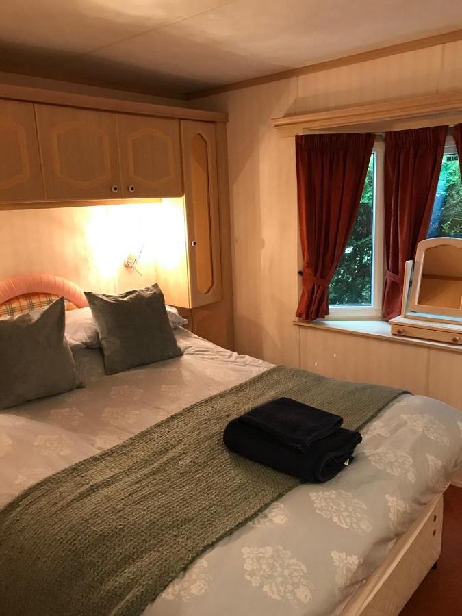 The Fox Inn, Roxby, Static Caravan المظهر الخارجي الصورة